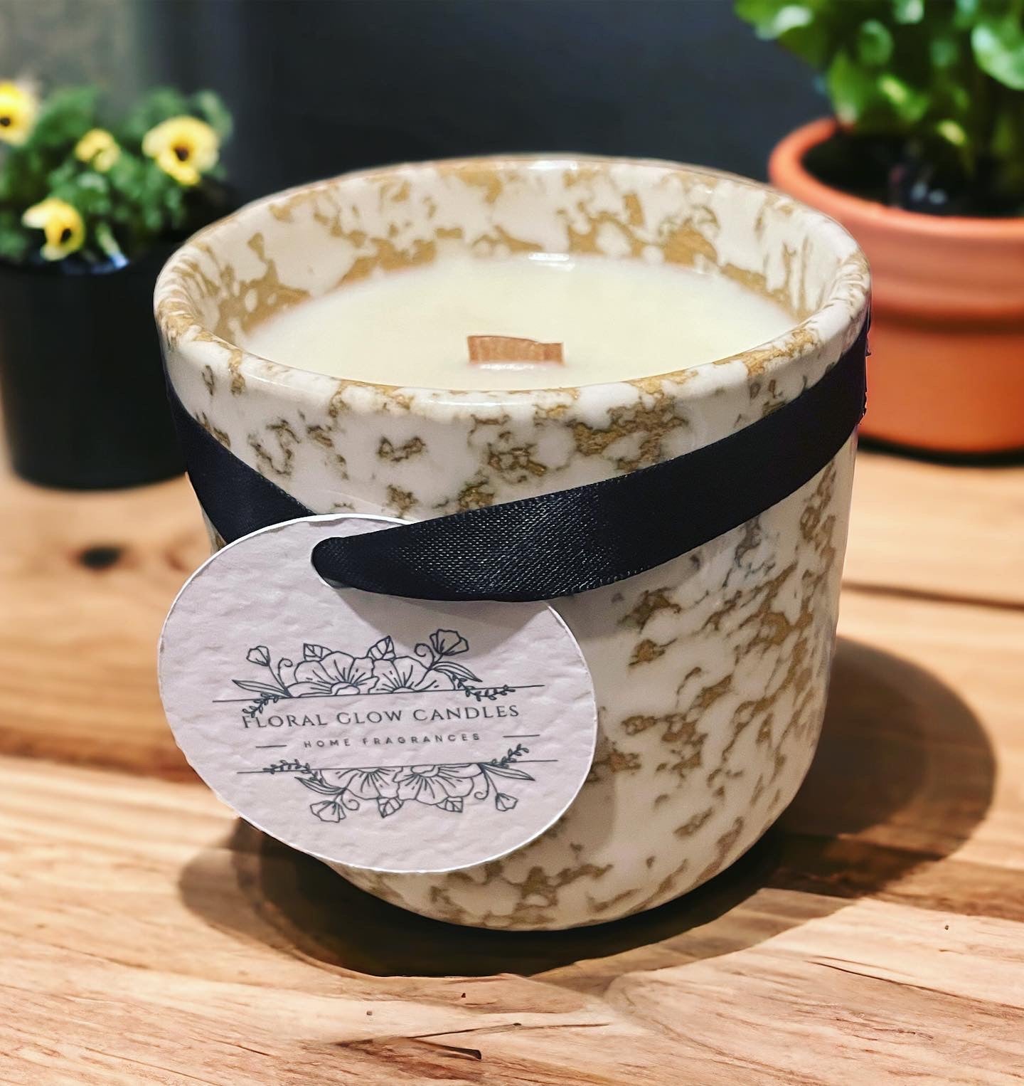 Natural Fleck Ceramic Candle